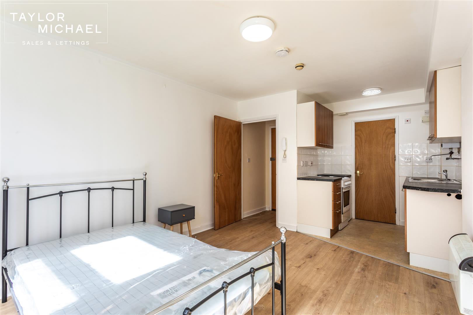 Flat York Avenue in Hove