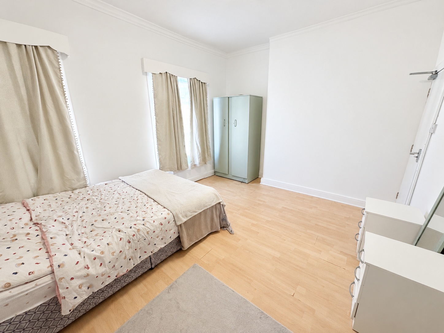 Room Romney Street in Salford