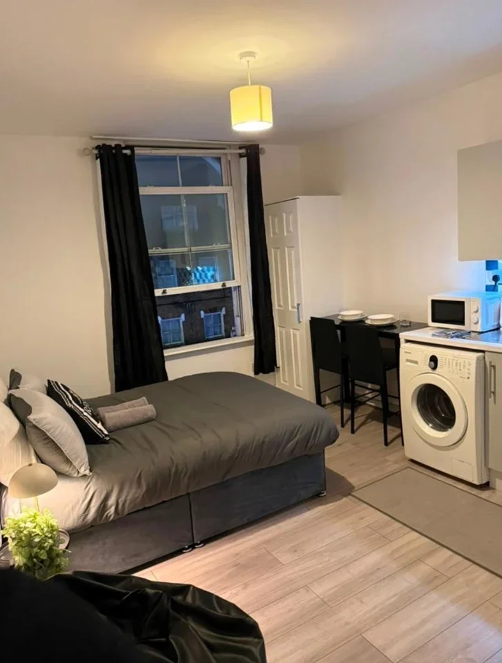 Flat Milton Road in Greater London