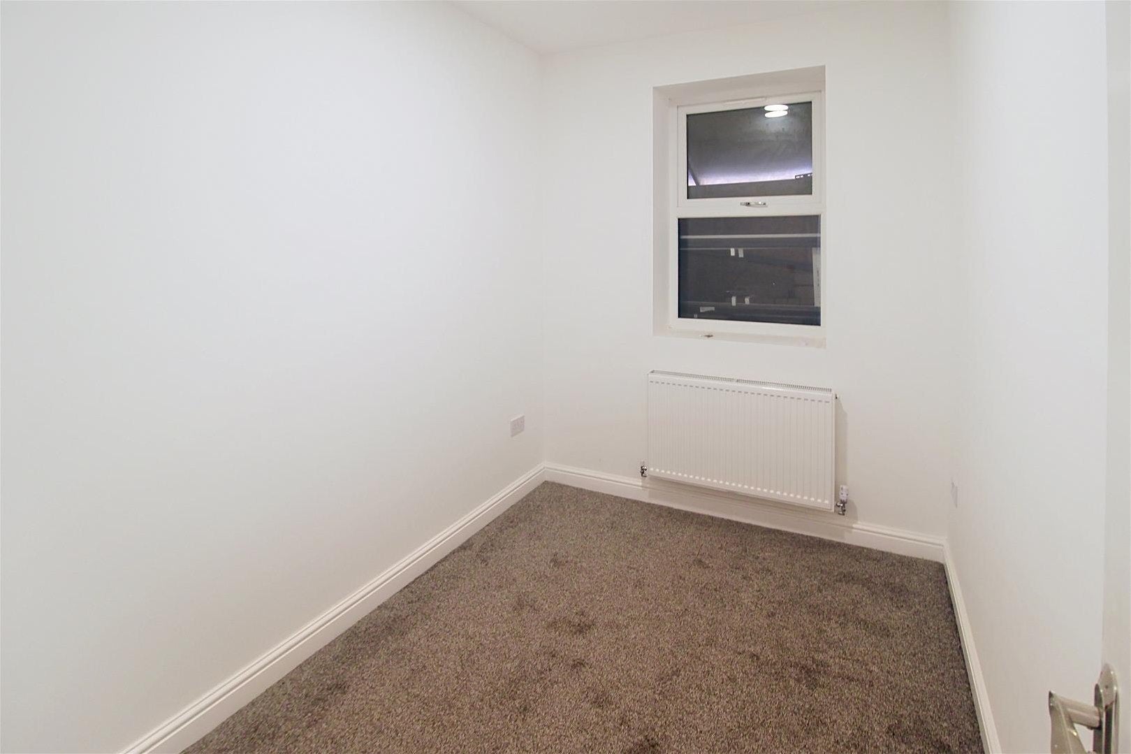 Flat Manchester Road in Kirklees