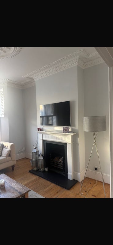 Room Eccles Road in Greater London