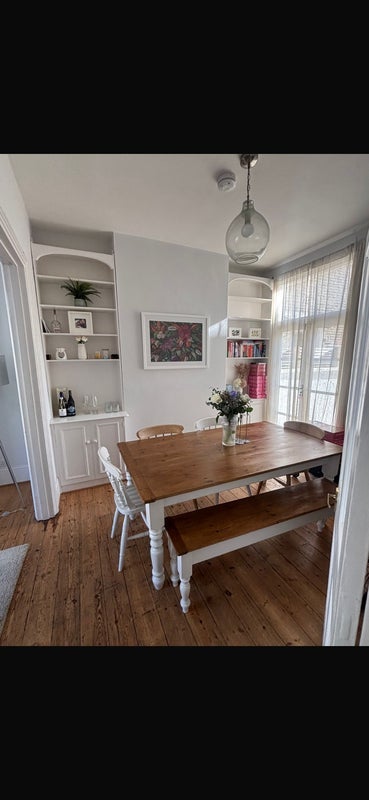 Room Eccles Road in Greater London
