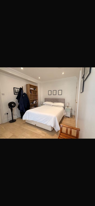 Room Palace Gardens Terrace in Greater London