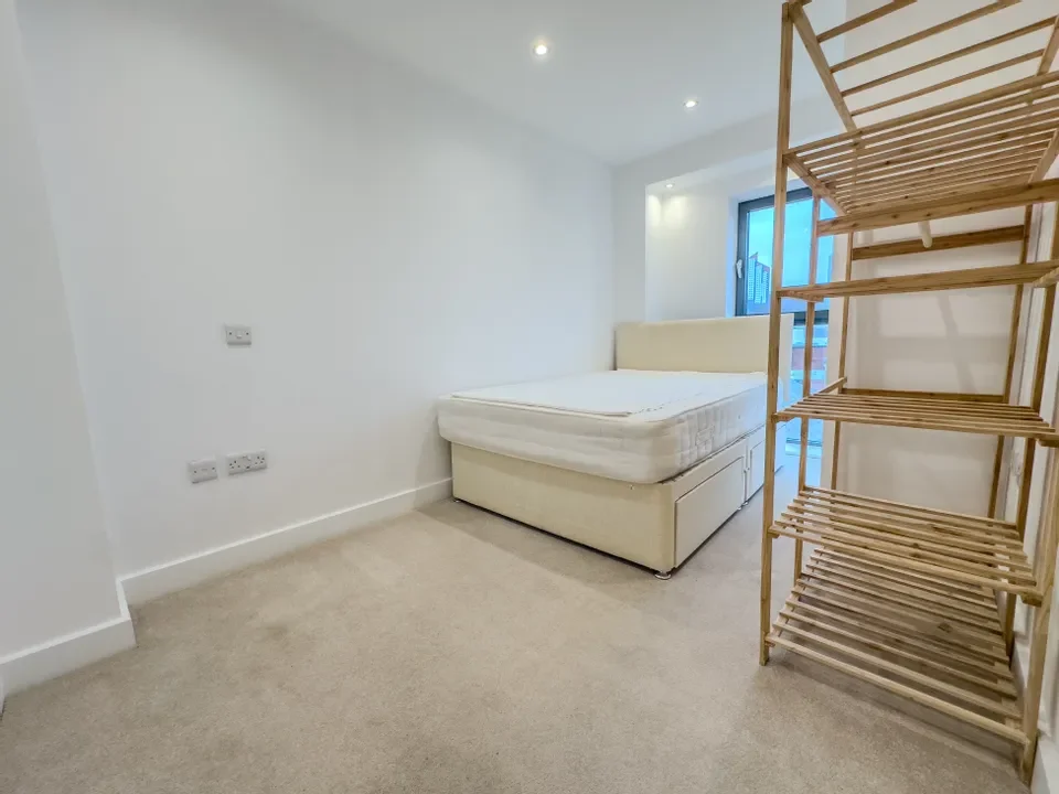 Flat Mabgate in Leeds