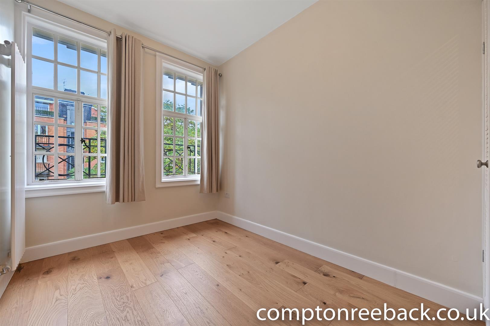 Flat Castellain Road in City of Westminster