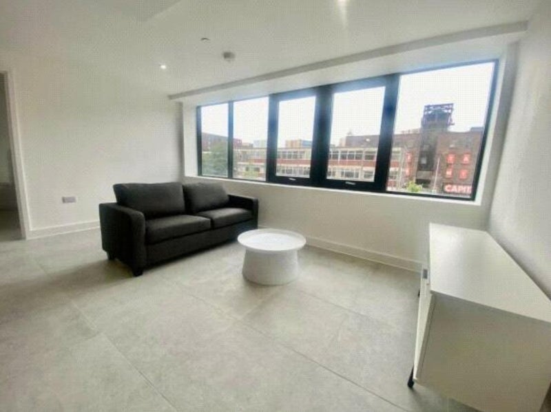 Room Spinners Way in Manchester