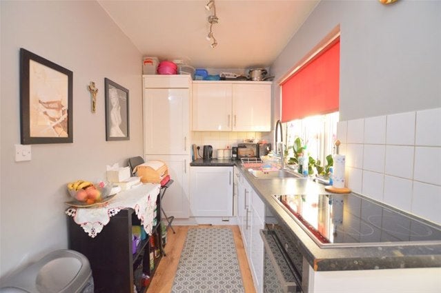 Flat Uxbridge Road in Greater London