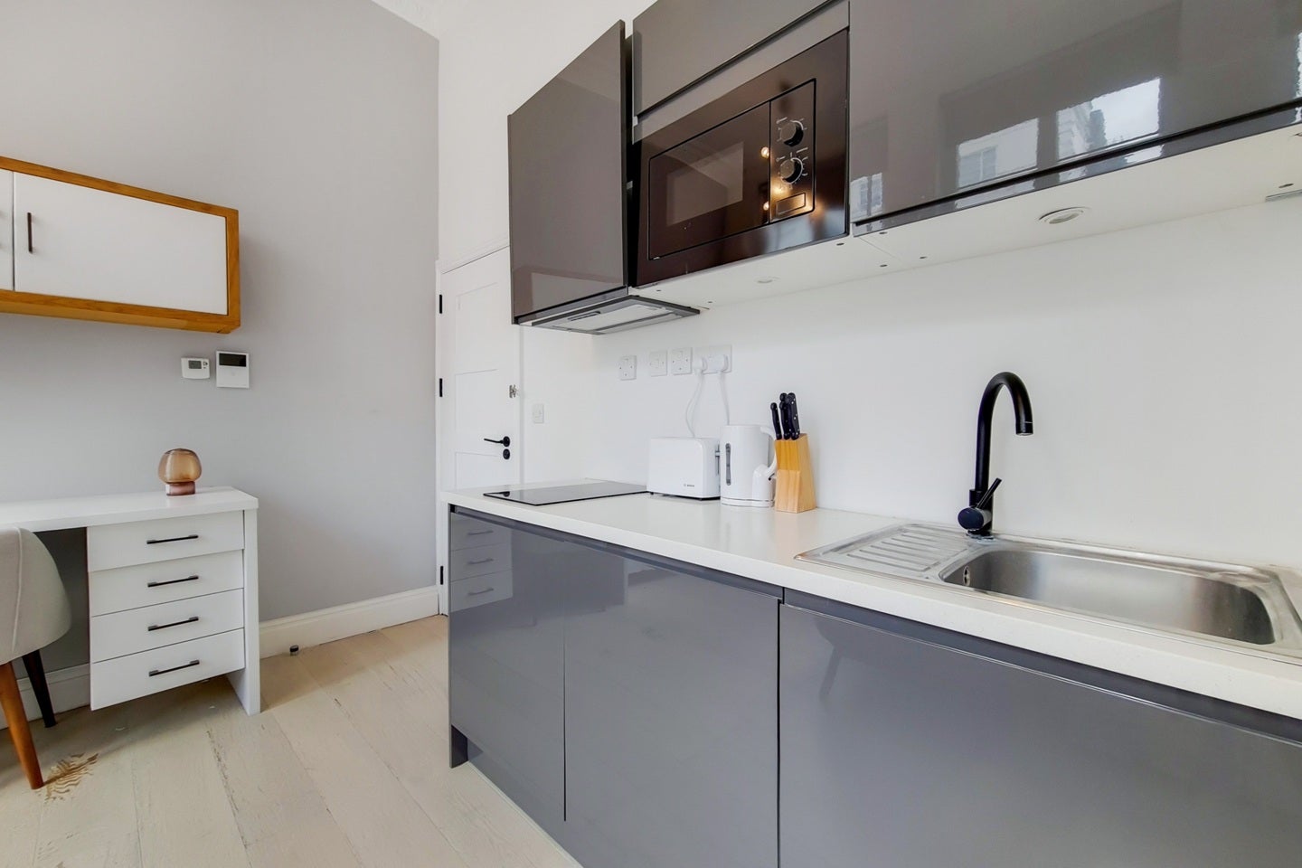 Flat Westbourne Terrace in City of Westminster