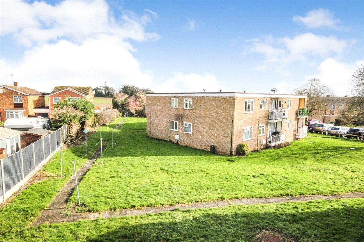 Flat Willow Way in Ampthill
