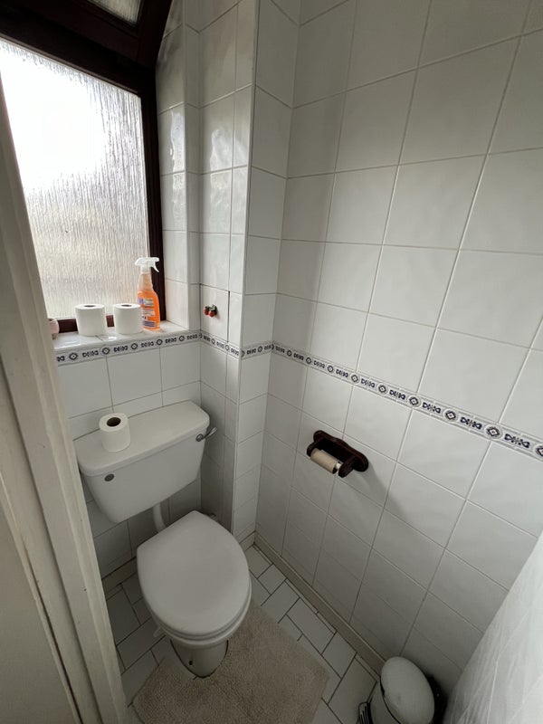 Room Crondall Street in Greater London