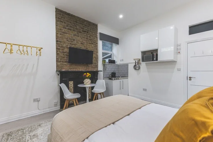 Flat Fordwych Road in Greater London