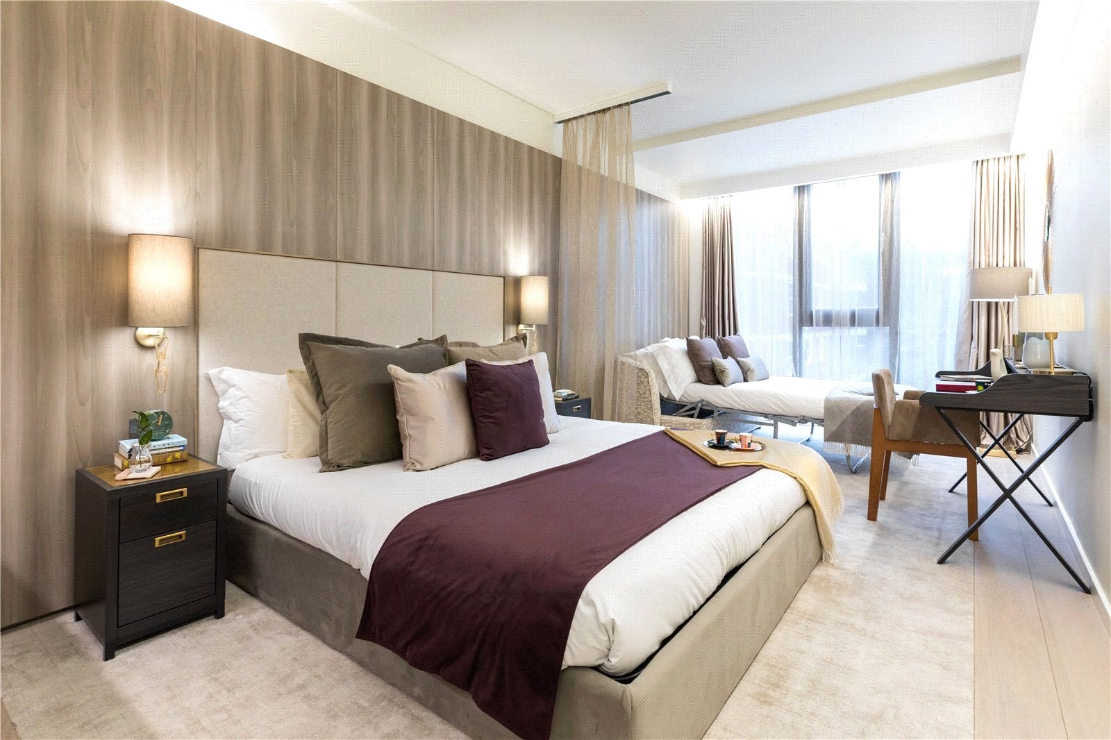 Flat Finchley Road in Greater London