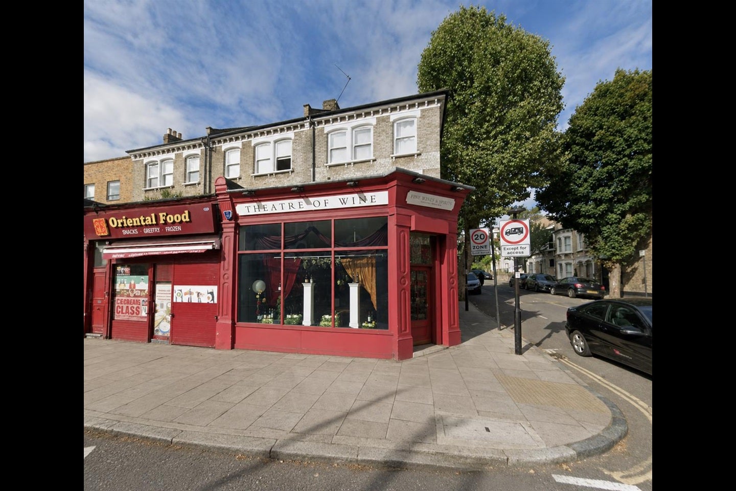 Flat Junction Road in Greater London