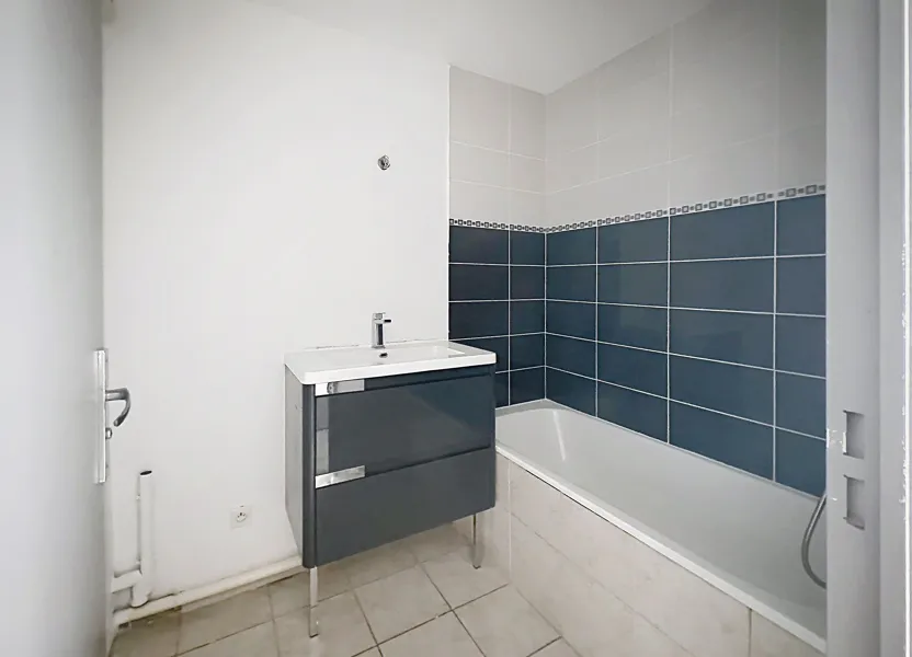 Flat Rue Alexandre Yersin in Avignon