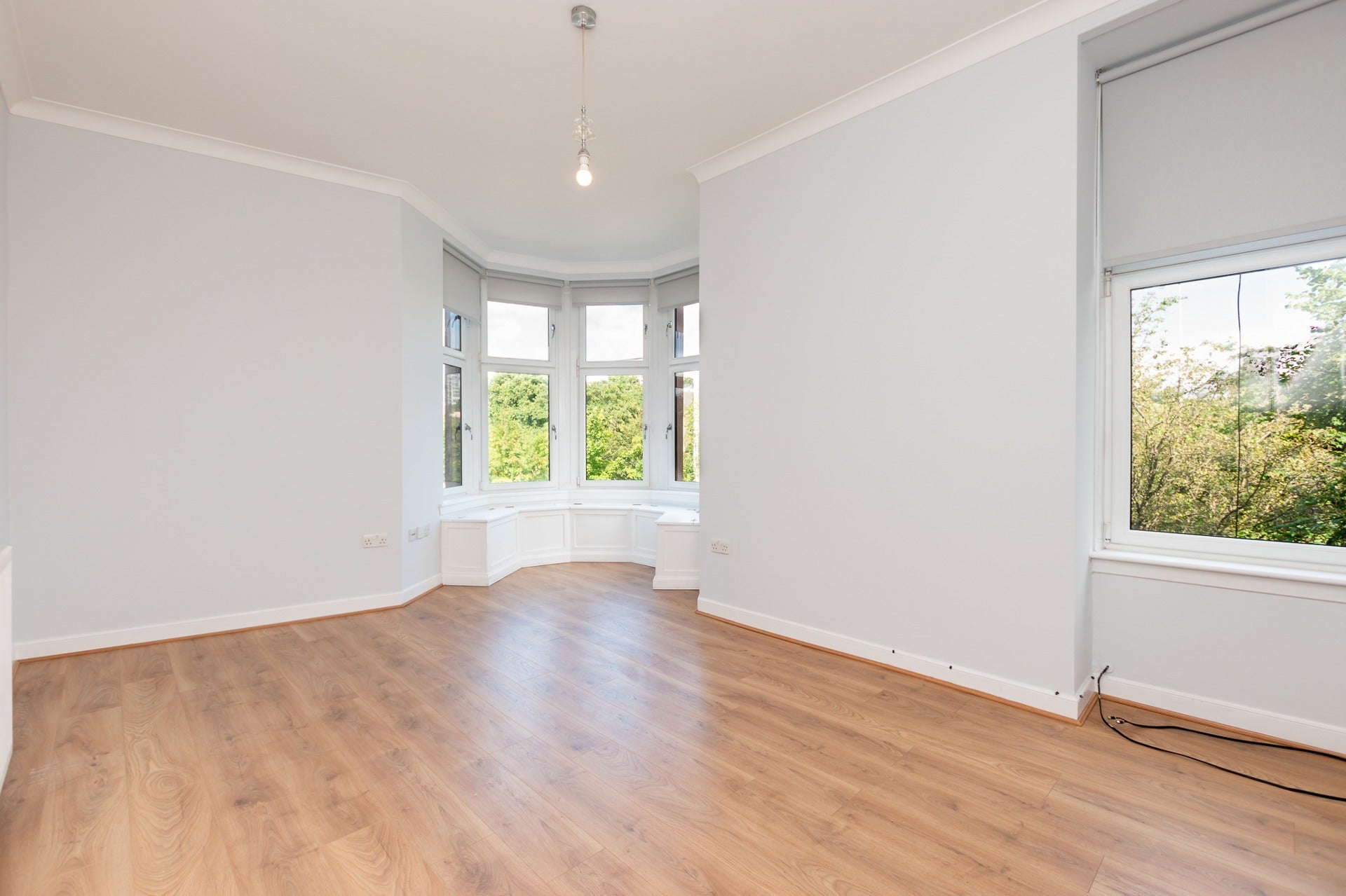 Flat Balshagray Crescent in Glasgow