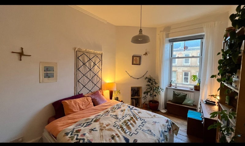 Room Hill Street in Glasgow