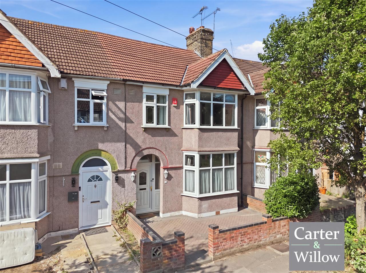 House Netherfield Gardens in Greater London