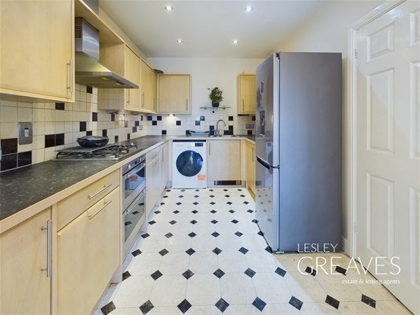 House Blackthorn Close in Nottingham