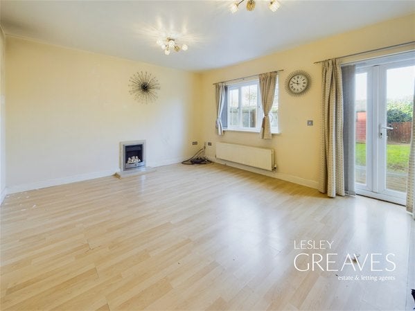 House Blackthorn Close in Nottingham