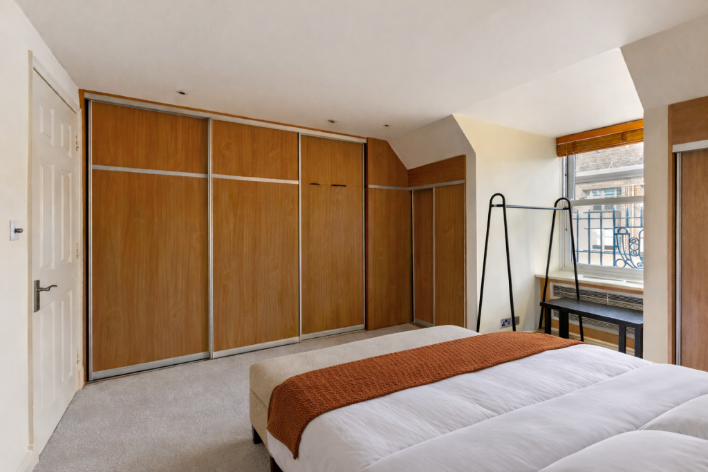 Flat Sloane Square in Greater London