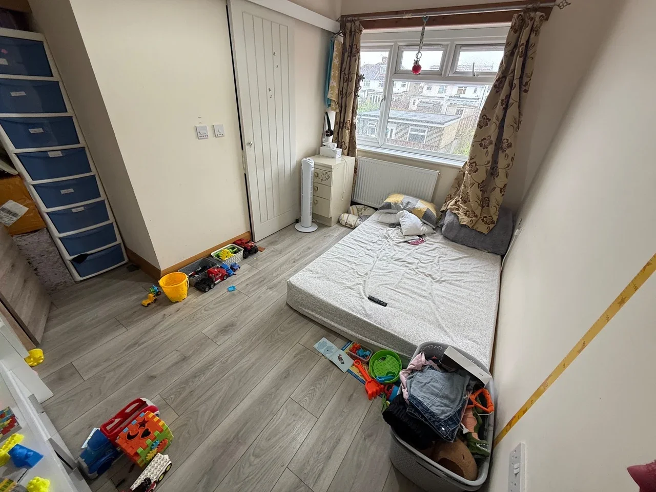 Room Vancouver Road in Greater London