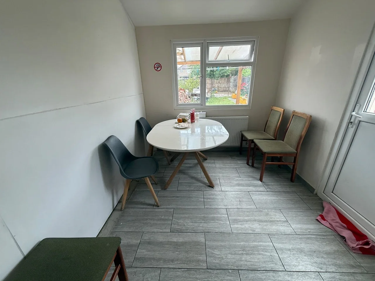 Room Vancouver Road in Greater London
