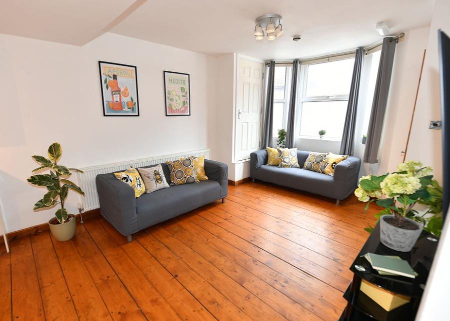 Room Brailsford Road in Manchester