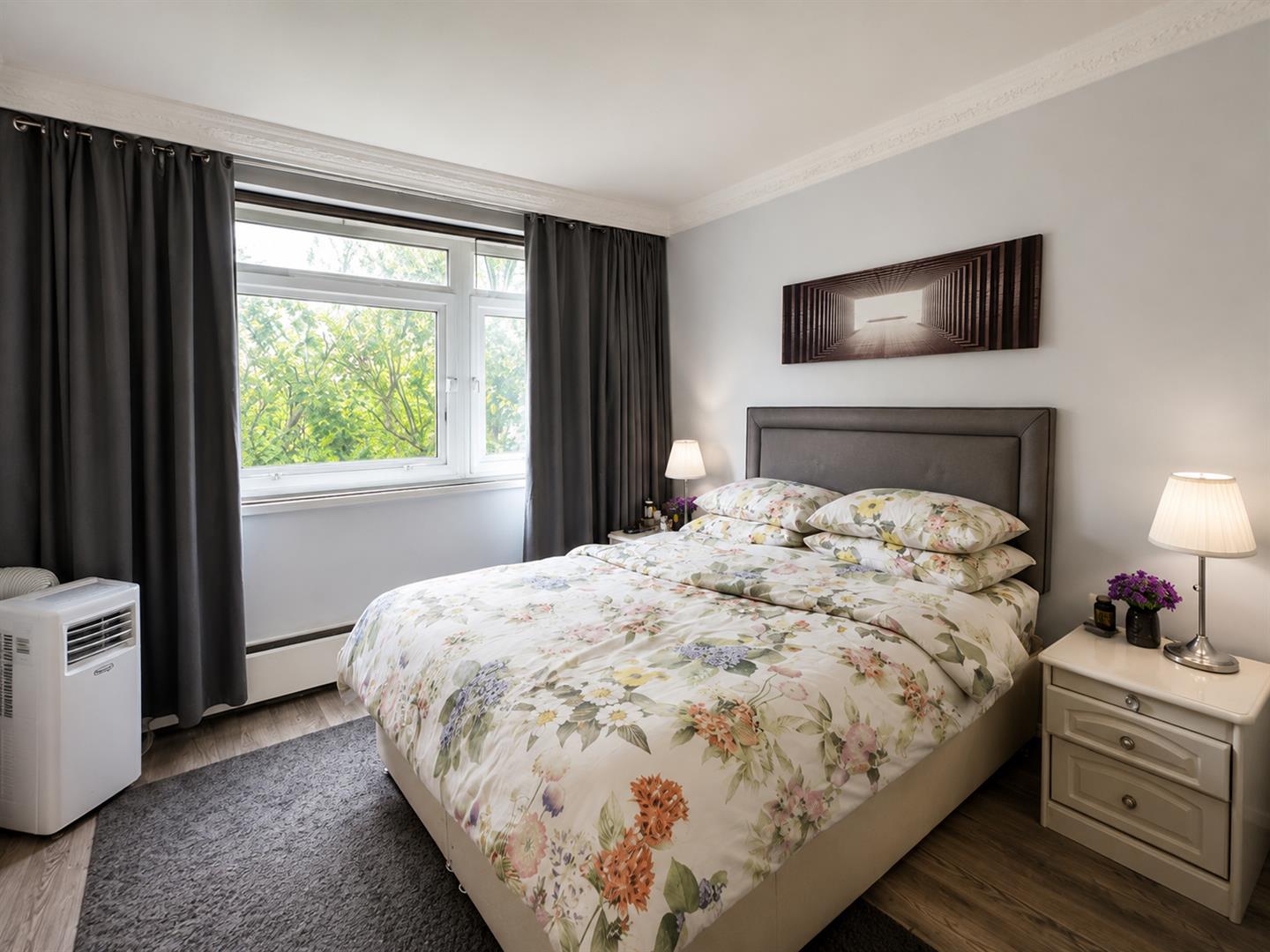 Flat York Terrace West in City of Westminster