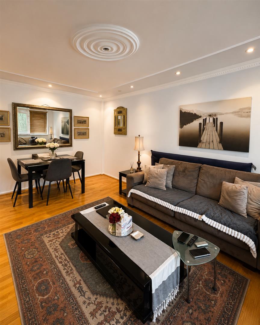 Flat York Terrace West in City of Westminster