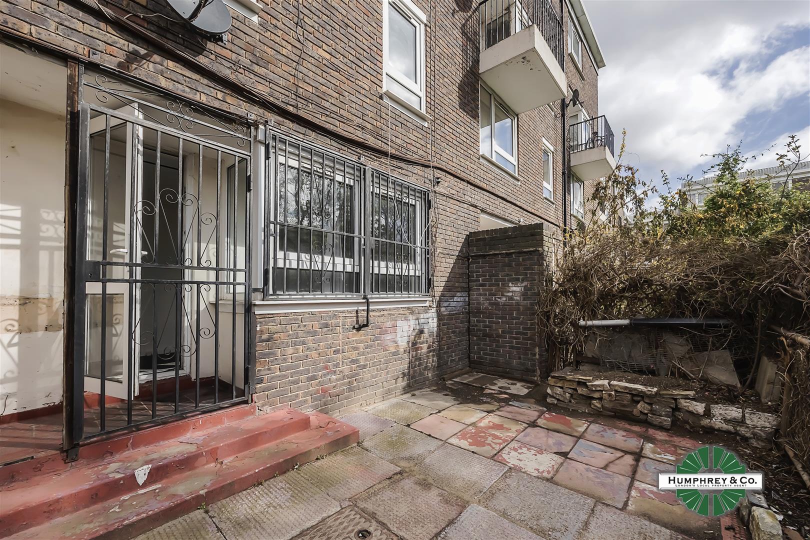 House Teviot Street in Greater London