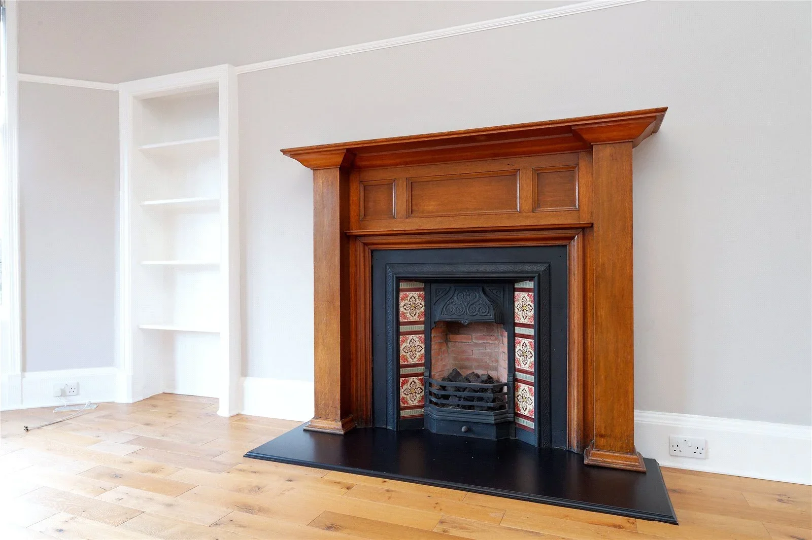 Flat Naseby Avenue in Glasgow