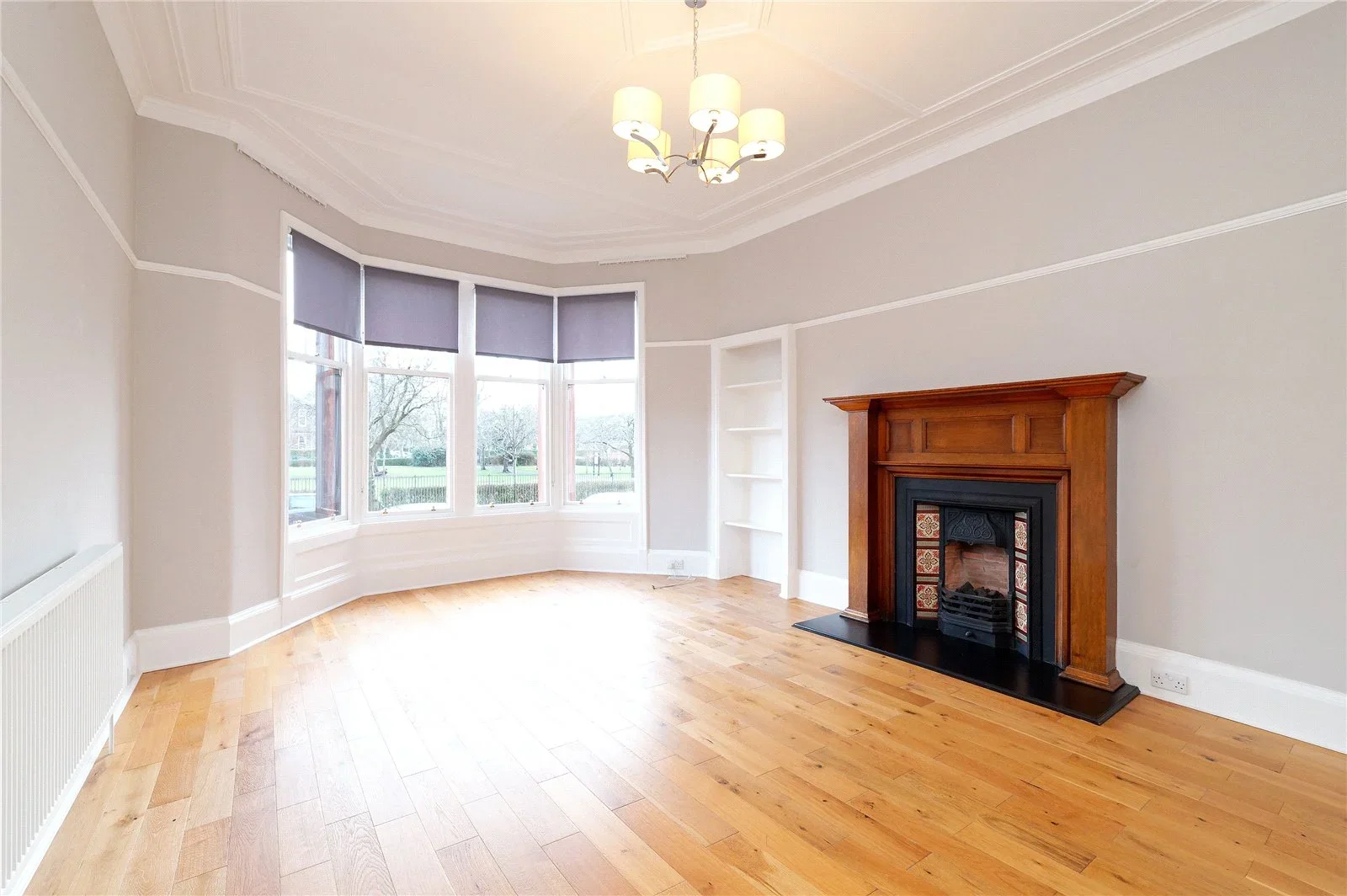 Flat Naseby Avenue in Glasgow