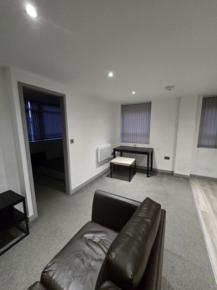 Flat Carr Lane in Hull