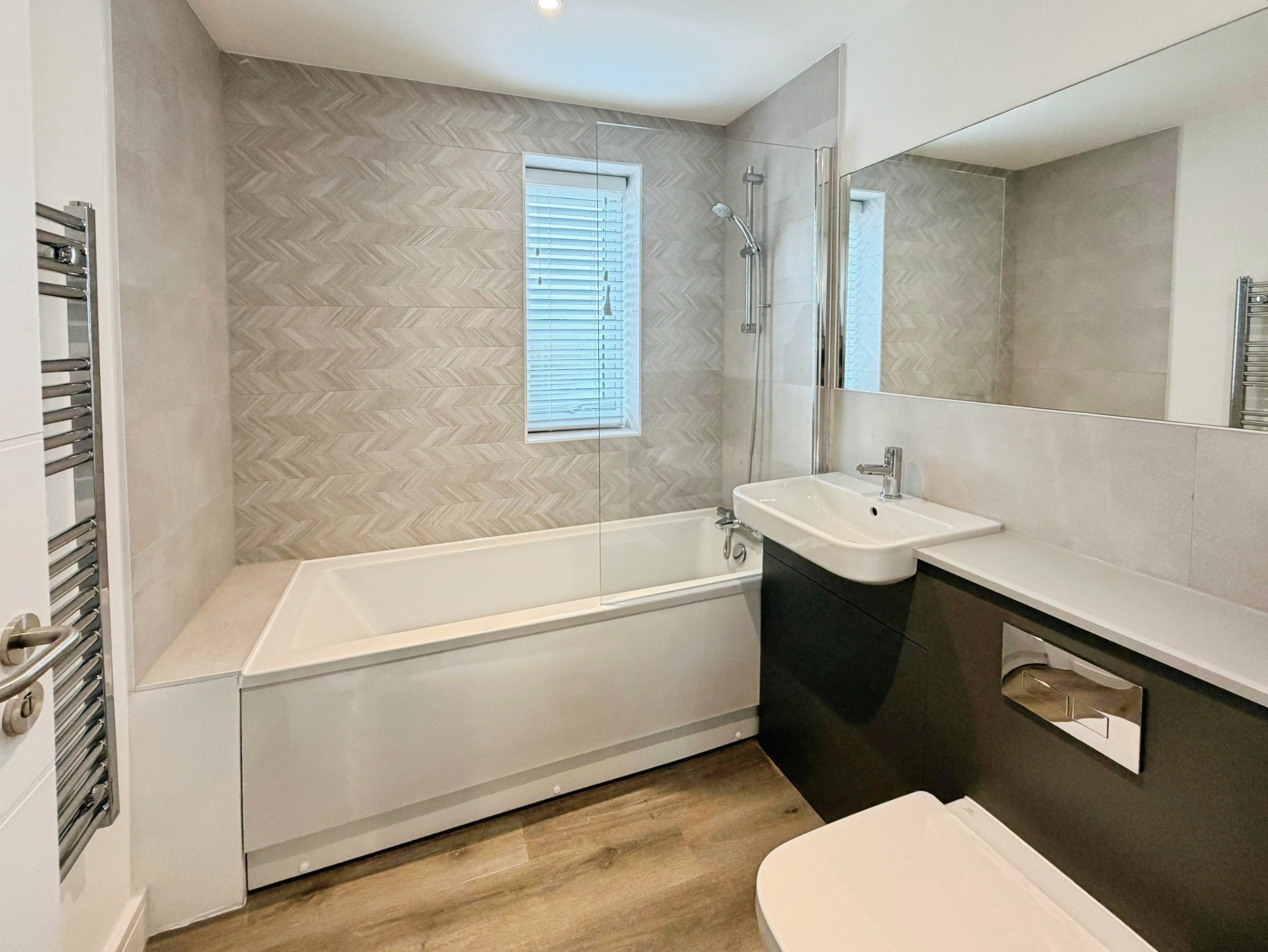 Flat Flamborough Close in Peterborough