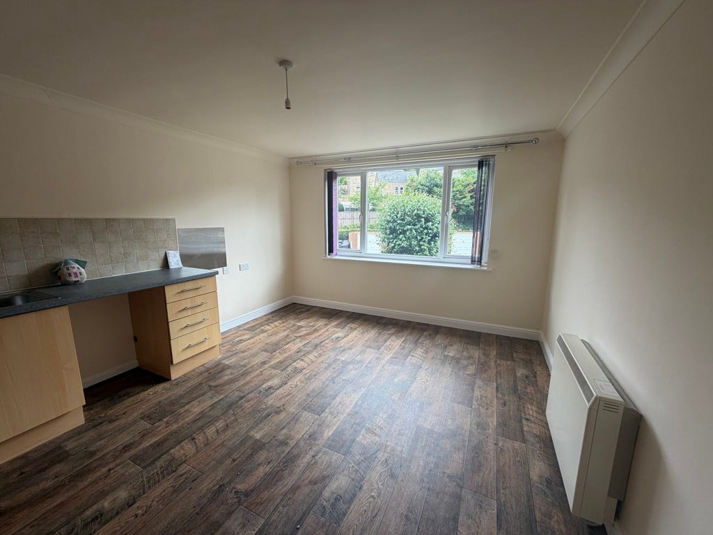 Flat Marshall Mill Court in Kirklees