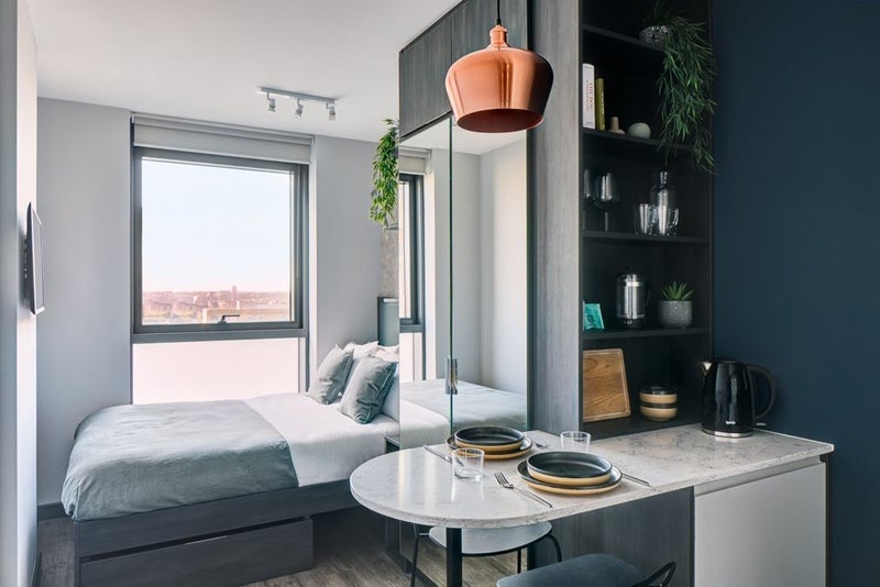 Flat Crossharbour Plaza in Greater London
