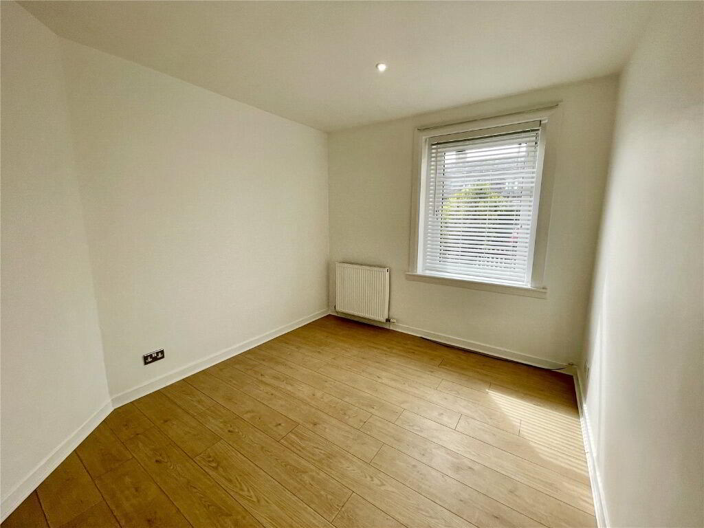 Flat New Mart Road in City of Edinburgh