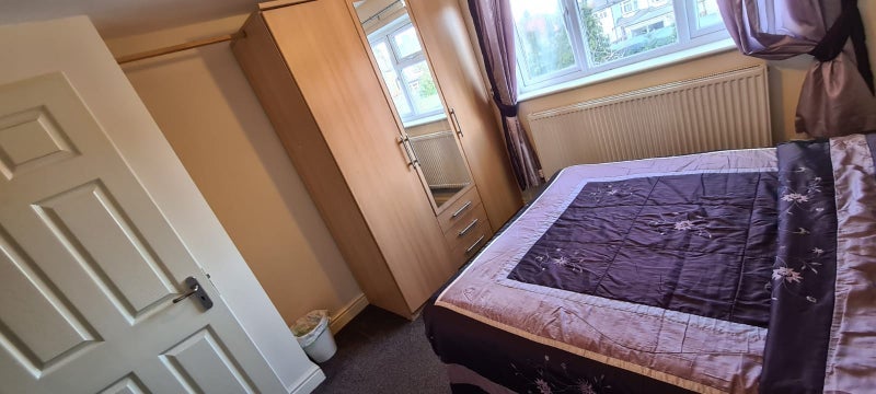Room Wentworth Hill in Greater London
