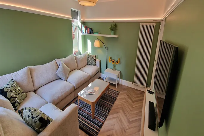 Room Peveril Road in Nottingham