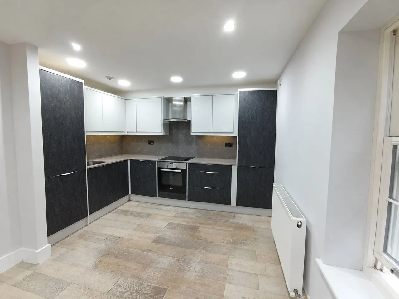 Flat Crossbrook Street in Cheshunt