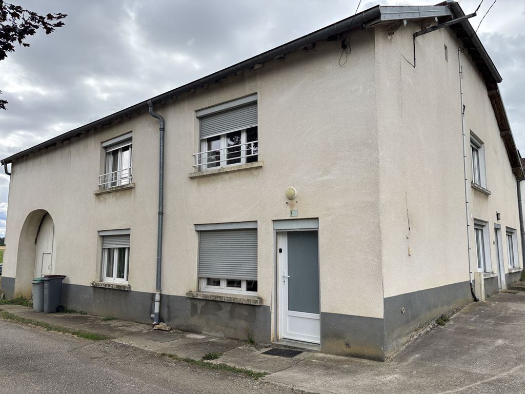 Appartement Rue du Moulin du Val à Varogne