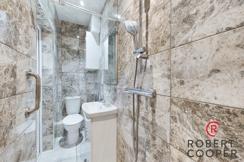 Flat Morford Close in Greater London