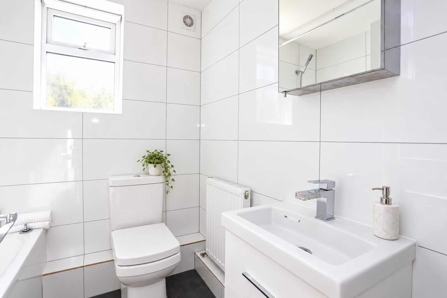 Flat Ravenshurst Avenue in Greater London