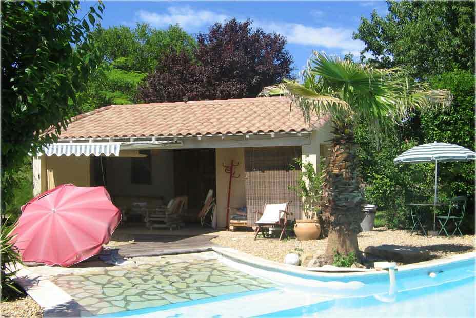 Room Rue d'Arsonval in Béziers