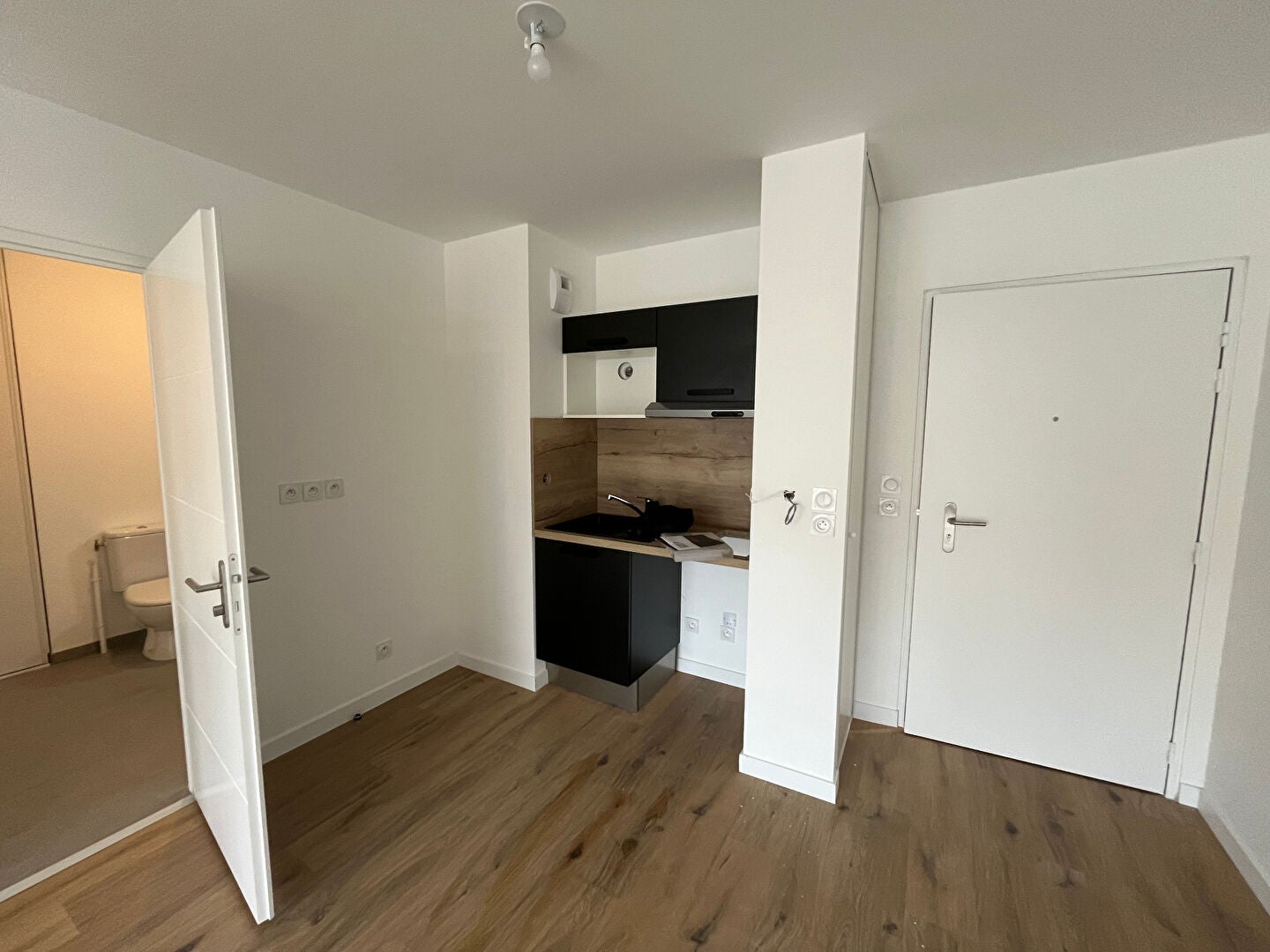 Flat Rue Colette Besson in Villenave-d'Ornon