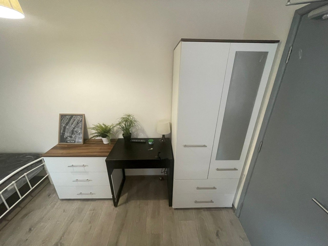 Room Agbrigg Road in Wakefield