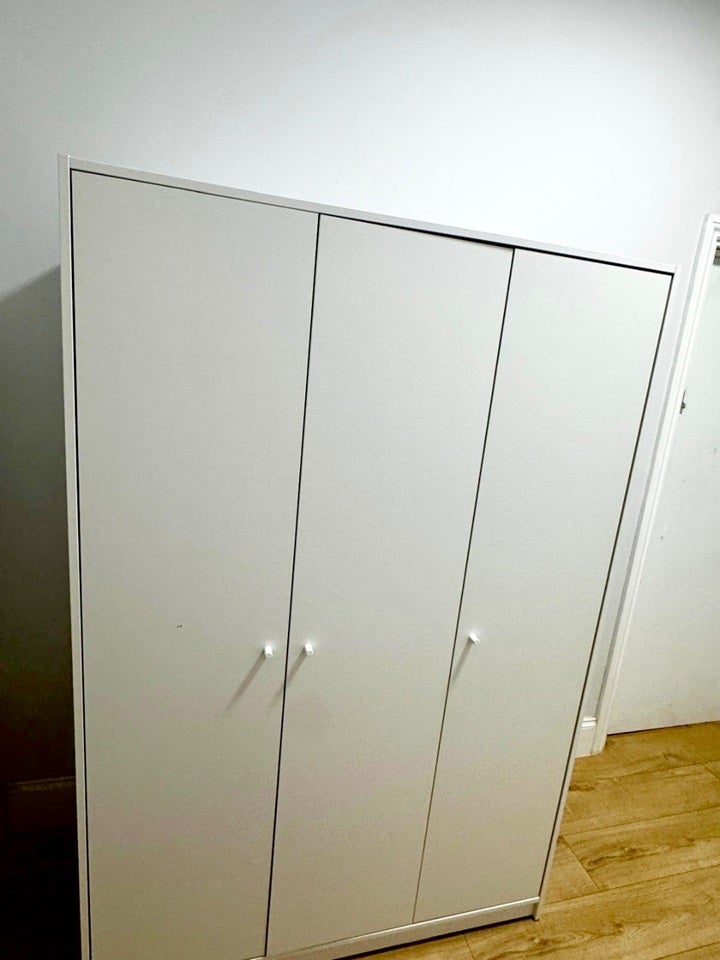 Room Tewkesbury Terrace in Greater London
