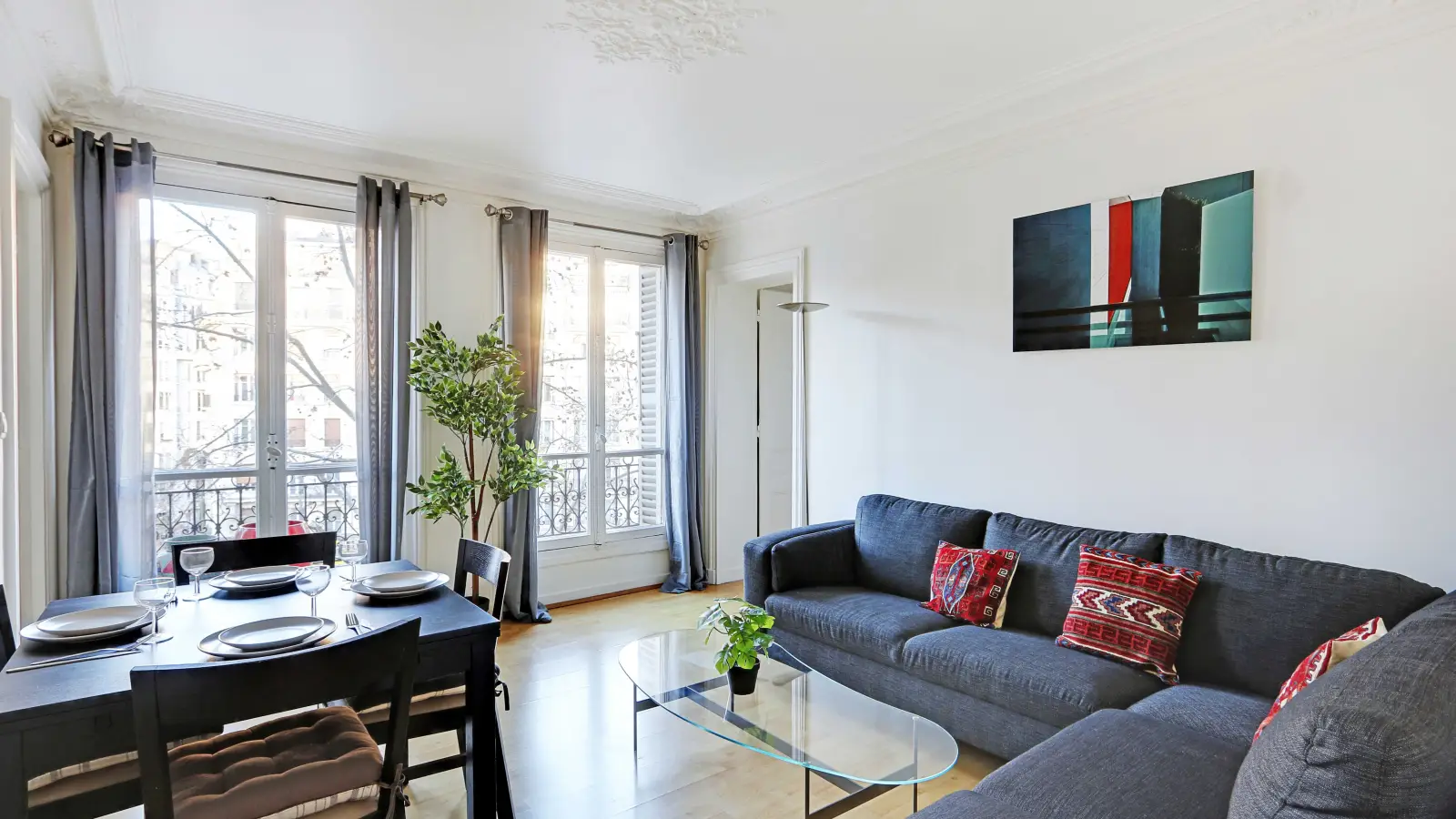 Appartement Rue du Dobropol à Paris