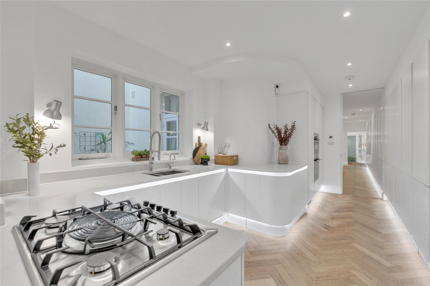 Flat Warrington Crescent in City of Westminster