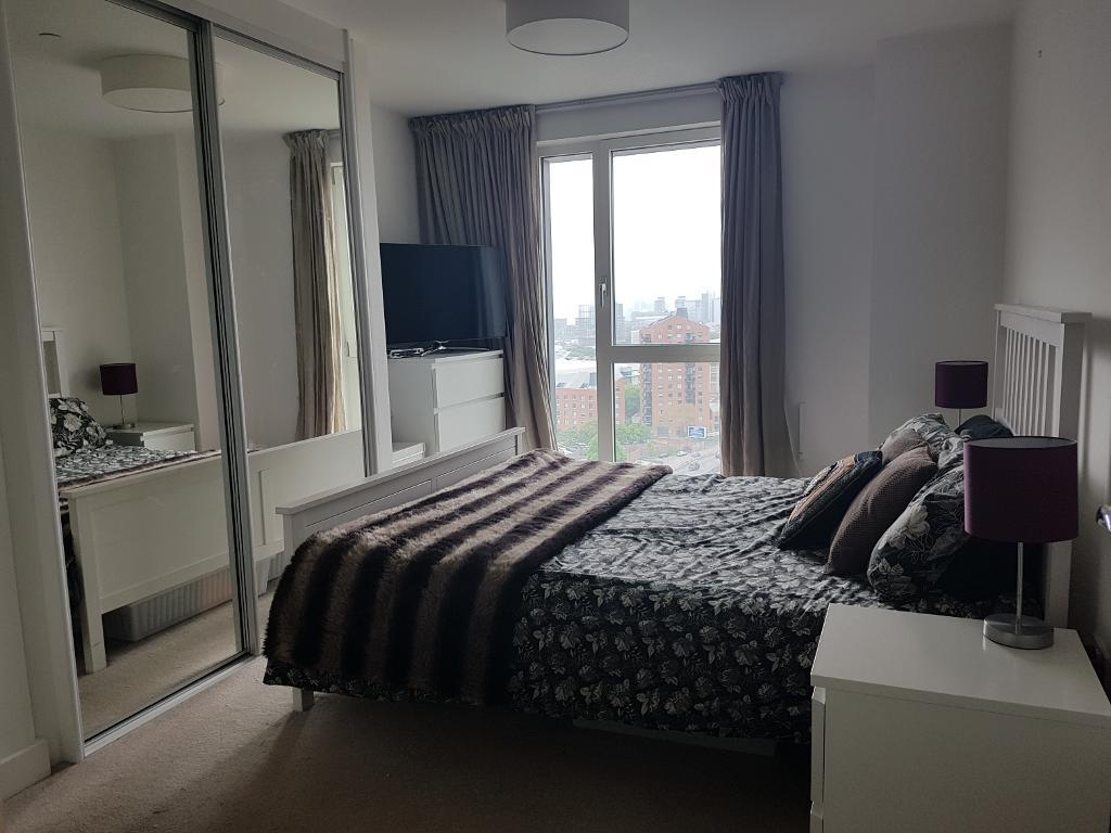 Flat Jefferson Plaza in Greater London